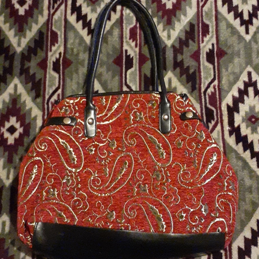 *NEW necessary objects hand bag